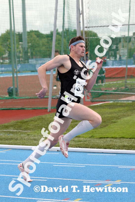 Lea Stephenson in the 400 metres at the Scottish Championships, Scotstoun  Stadium, Glasgow.